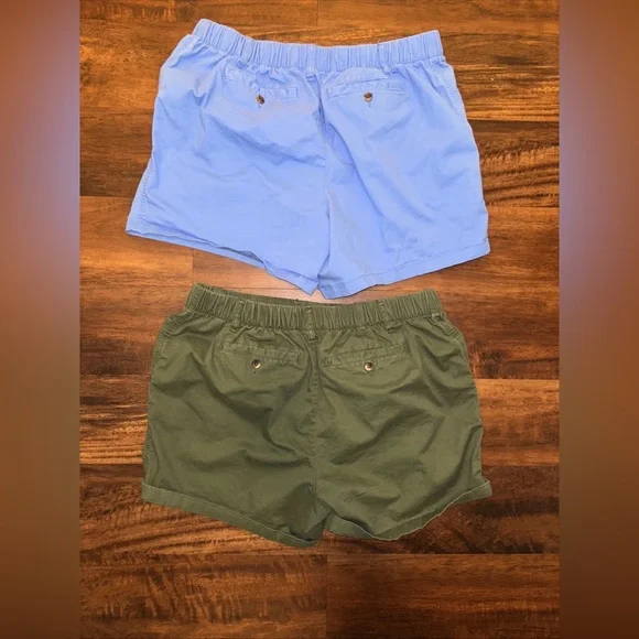 2 PAIRS Old Navy OG Chino Shorts 3.5 Inch Inseam W Elastic Back Womens Sz Large - Picture 2 of 7